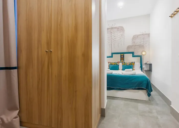 Hotel De Venerables 2*